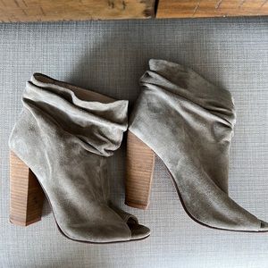Kristin Cavallari by Chinese laundry booties